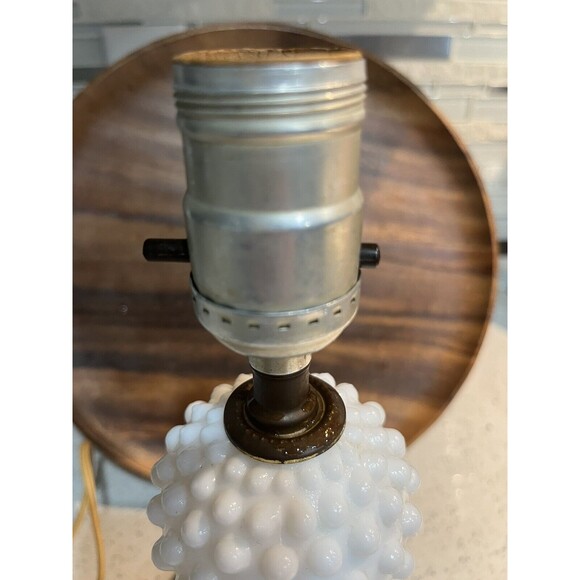 Vintage Milkglass Hobnob Lamp. 10 Inches Tall.  Cottagecore/grannycore - Picture 6 of 8